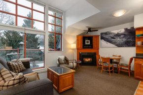 Village Penthouse w Views Pool and Hot Tub